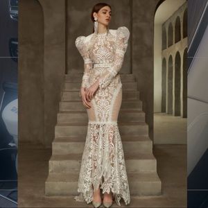 Barocco Gown in White
Bronx and Banco
Color:White
